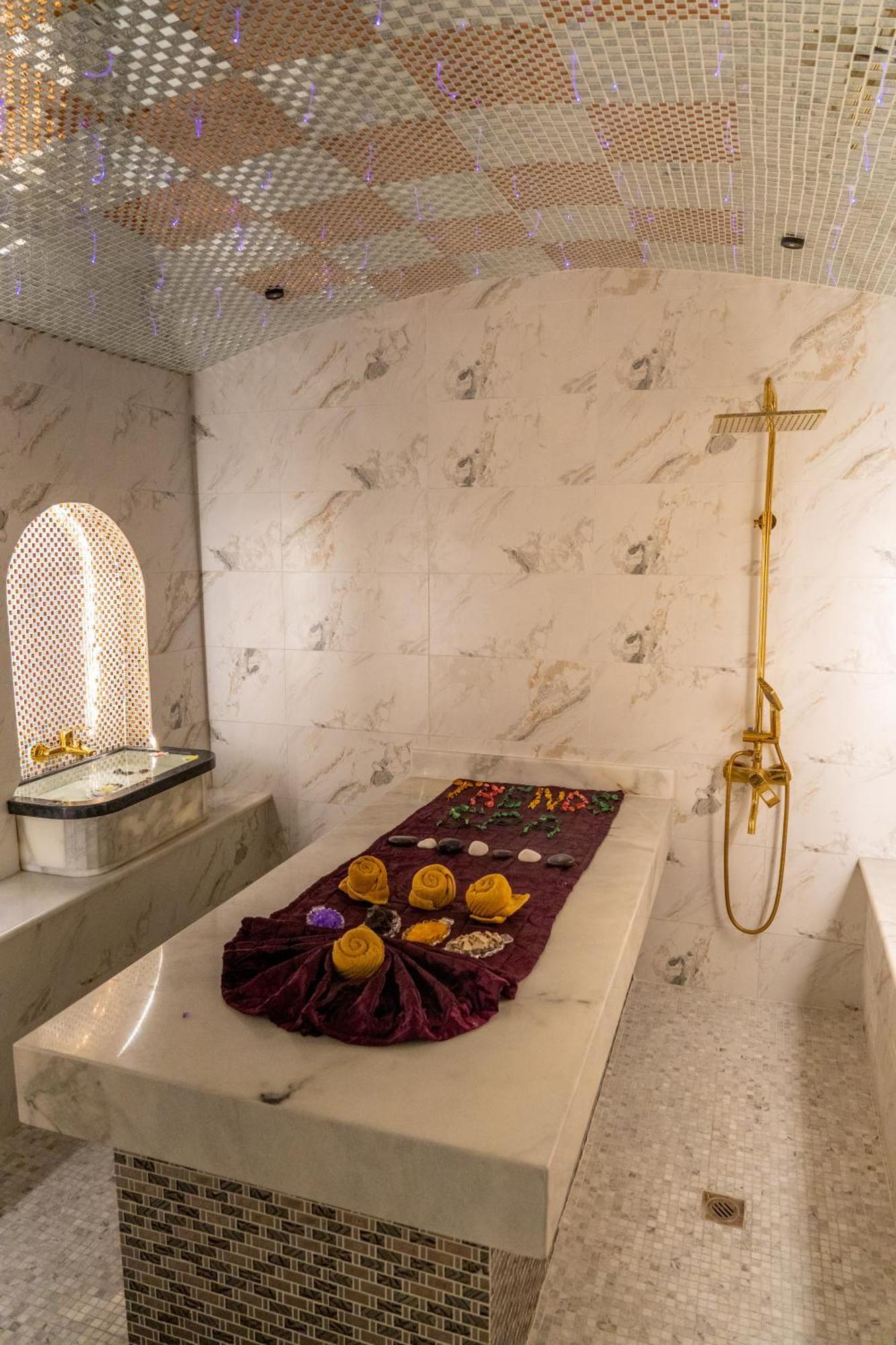 Juffair Trends Luxury Apartment Манама Екстериор снимка