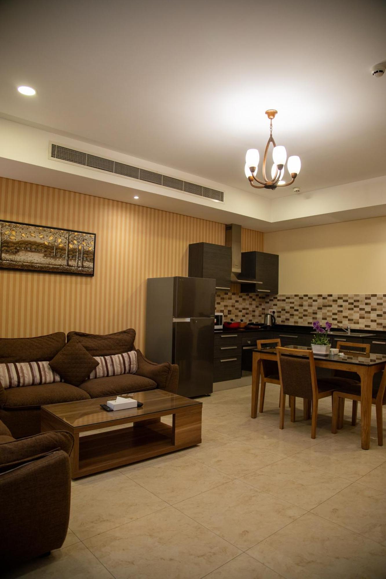 Juffair Trends Luxury Apartment Манама Екстериор снимка