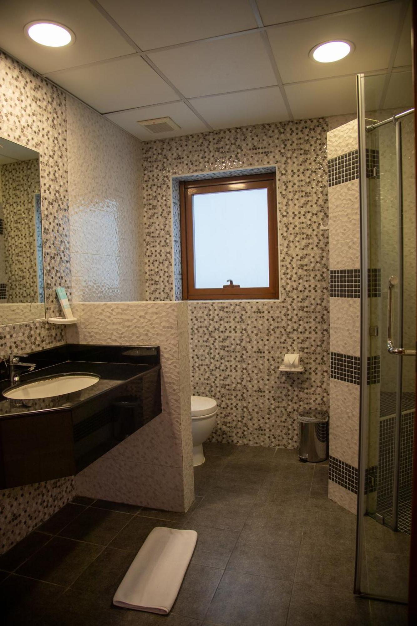 Juffair Trends Luxury Apartment Манама Екстериор снимка